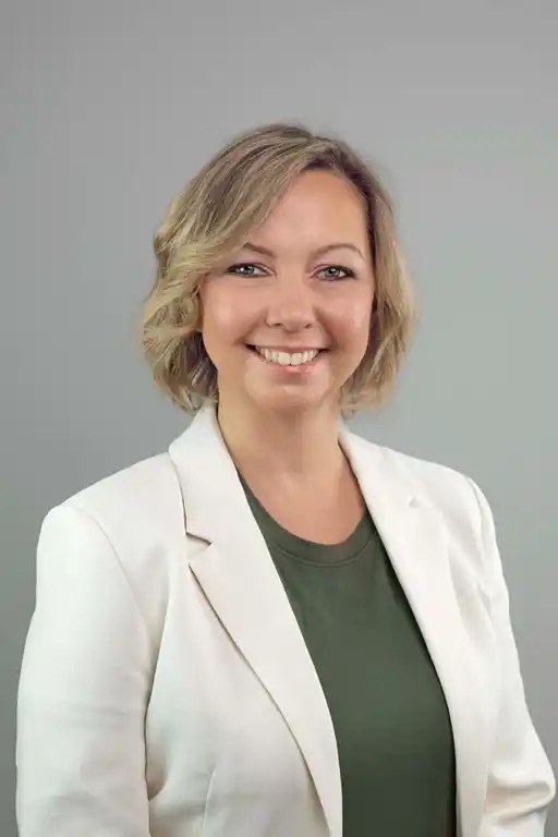 Jane Thomsing headshot